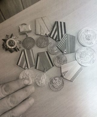 Житель Полесска украл у пенсионерки восемь наград ветерана Великой Отечественной войны