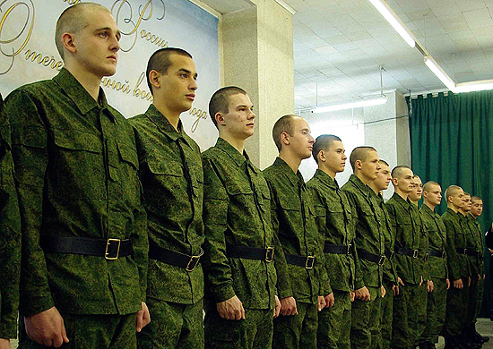 Калининградских призывников проводили на службу в Президентский полк