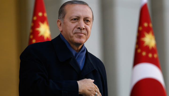 Президент Турции планирует обсудить с Путиным безвизовый режим