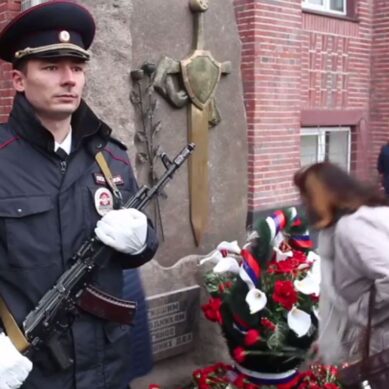 Калининградские полицейские вспомнили погибших коллег
