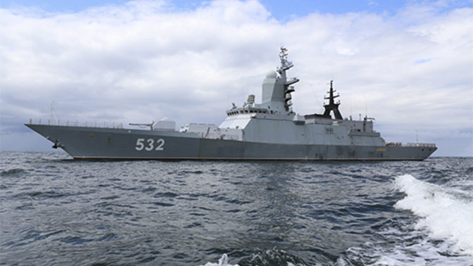 Новый год в море встретят экипажи 7 кораблей Балтийского флота