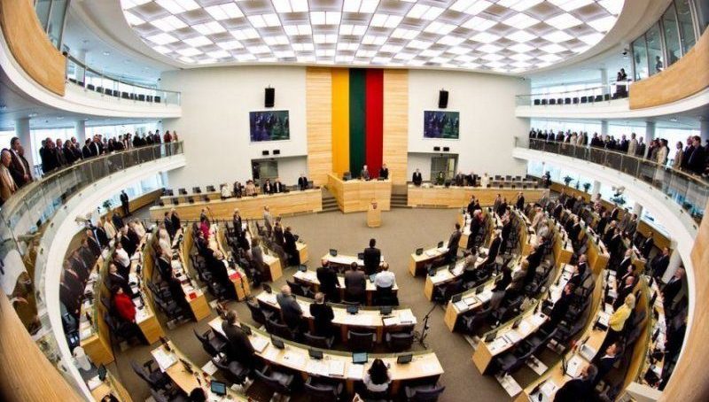Сейм Литвы изучает законопроект о переводе всего телеэфира на литовский язык