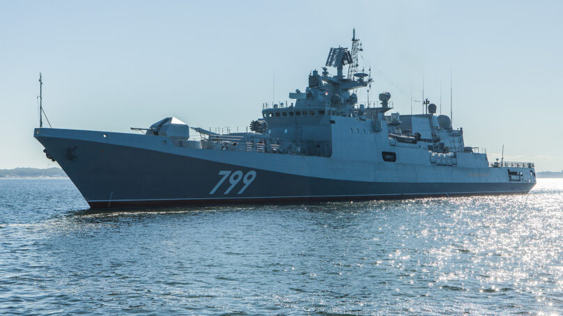 Завод Янтарь передал флоту сторожевой корабль «Адмирал Макаров»