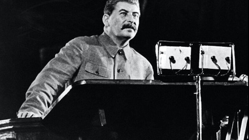 Отозвано прокатное удостоверение у британской чёрной комедии, дискредитирующей Сталина
