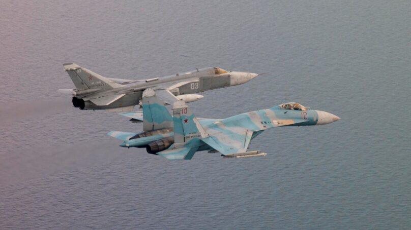 Су-27 Балтфлота отработали посадки на «поврежденный» аэродром