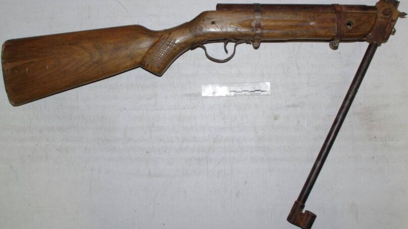 Житель Гвардейского района изготовил боевую винтовку и угрожал убийством сожительнице