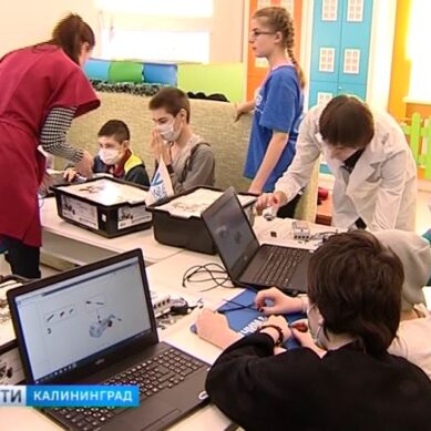 Волонтёры технопарка «Кванториум» в День науки посетили ребят в детской областной больнице