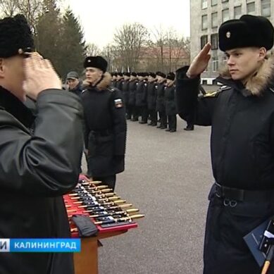 В Калининградской области дипломы мичманов получили 75 курсантов
