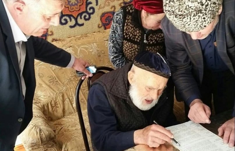 В Ингушетии проголосовал 122-летний россиянин