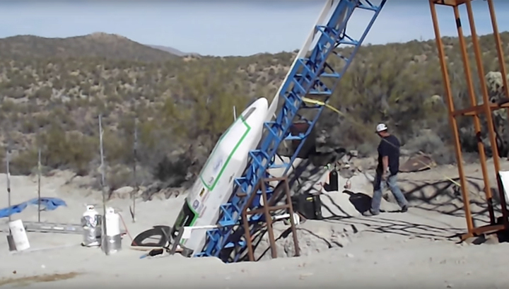 Изобретатель-самоучка взлетит на самодельной ракете во имя плоской Земли