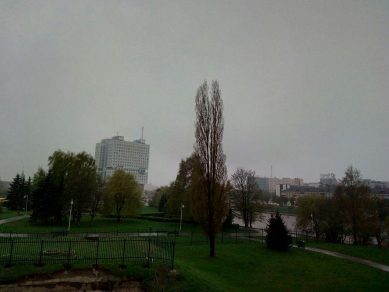 На Калининград обрушился ливень с громом и молнией