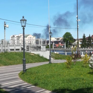 В Калининграде замечены чёрные клубы дыма