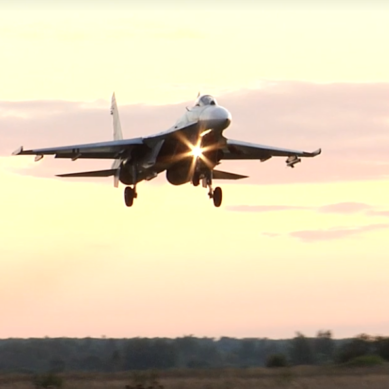Су-24 морской авиации Балтфлота выполнили учебные удары на полигоне Добровольский