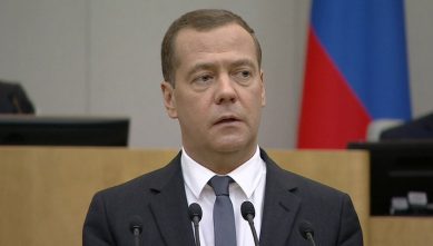 Медведев выдвинул ультиматум нефтяникам
