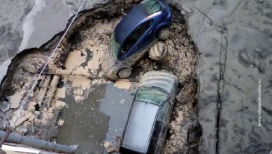 В Санкт-Петербурге два человека сварились заживо из-за прорыва трубопровода