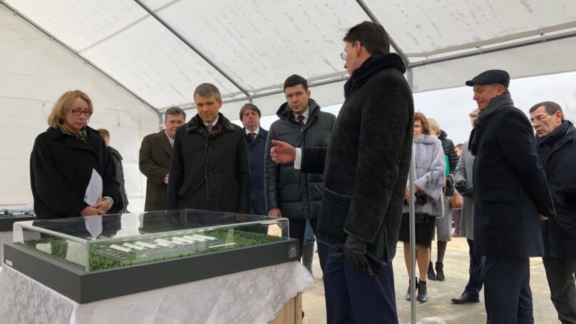 Антон Алиханов принял участие в закладке первого камня животноводческого комплекса