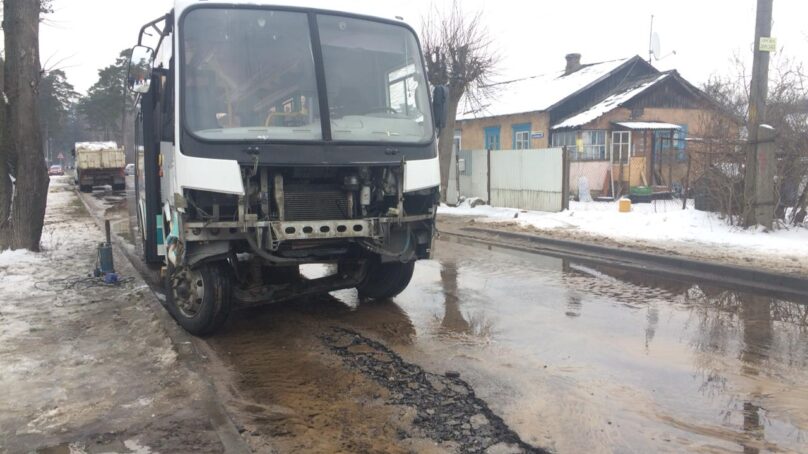 В Госавтоинспекции прокомментировали провал автобуса под асфальт