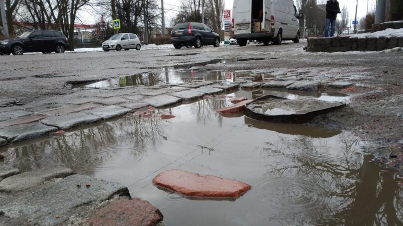 В Калининграде закроют участок дороги на улице Киевской