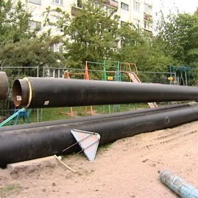 На одном из самых аварийных участков Ленинградского района перекладывают трубопровод
