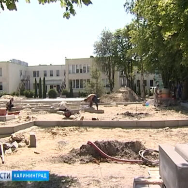 Власти проконтролировали ход строительства нового корпуса детсада на Павлика Морозова