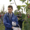 Антон Алиханов совершил рабочий выезд в Полесский ГО и поучаствовал в сборе урожая яблок