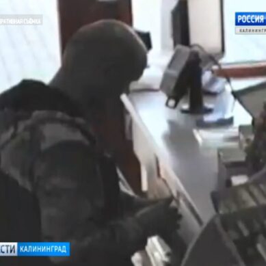 Полицейские задержали в Калининграде подозреваемого в серии мошенничеств