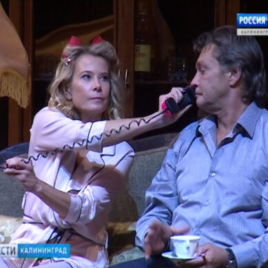 В Калининграде Юлия Высоцкая и Александр Домогаров показали «Сцены из супружеской жизни»