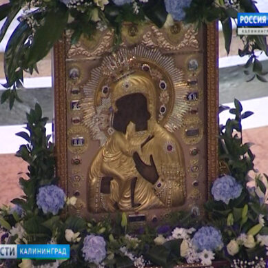 Феодоровская икона Божией Матери отправилась по городам Калининградской области