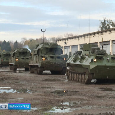 В Калининградской области экипажи новых ЗРК «Тор-М2» провели первые тренировки