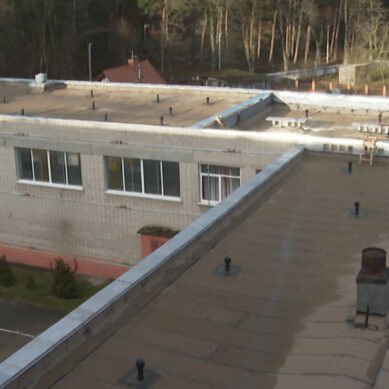 В Янтарном завершился капремонт школьной крыши
