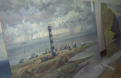 Музей Мирового океана пополнился картинами народного художника России