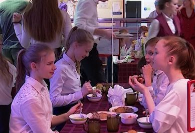 В Калининграде озвучили, сколько будет стоить бесплатное питание для всех младшеклассников региона