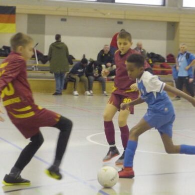 Калининградские школьники сыграли в футбол на международном турнире в Гамбурге