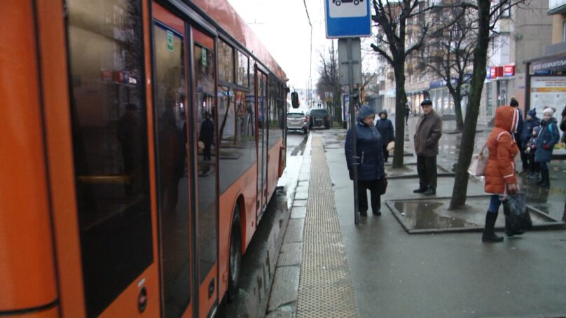 Калининградка рассказала ГТРК «Калининград» о нехватке автобусов на маршрутах №9 и №30