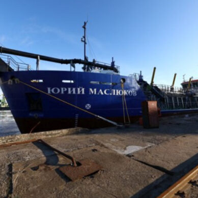 В Калининград прибыл земснаряд для углубления морского судоходного канала