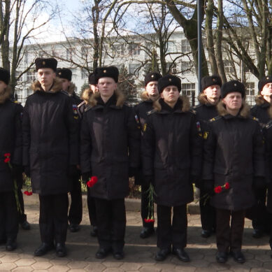 В Калининграде почтили память бойцов шестой роты псковских десантников