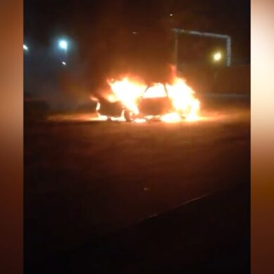 Двое калининградцев подожгли автомобиль председателя гаражного общества