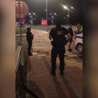 Полицейские предотвратили нелегальные ночные гонки стритрейсеров у стадиона «Калининград»