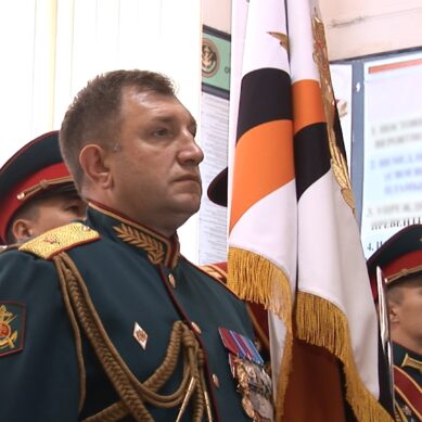 Новому командиру армейского корпуса Балтфлота передали штандарт
