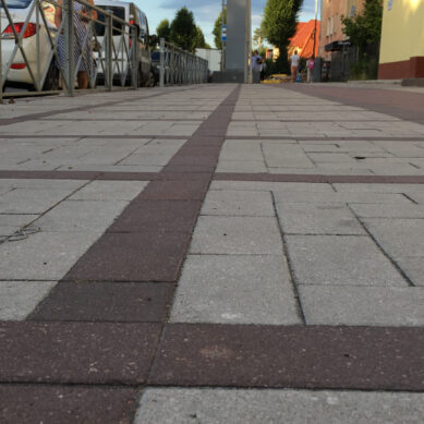 В Калининграде отложили ремонт тротуаров на ул. Дзержинского в связи с удорожанием материалов