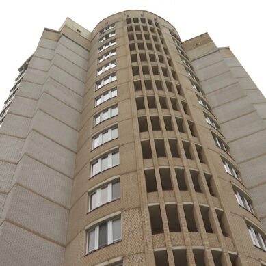 Жильцы многоэтажки на улице Горького жалуются на высокие счета за общедомовые нужды