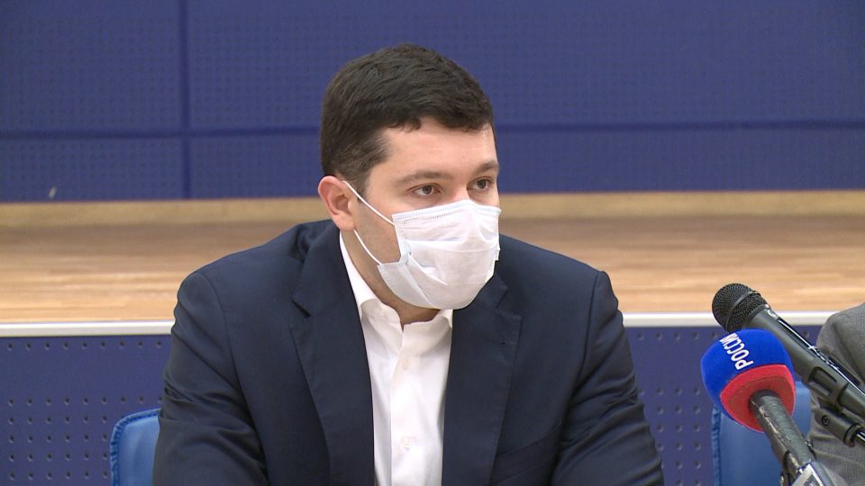 Калининградцам вручили государственные и областные награды