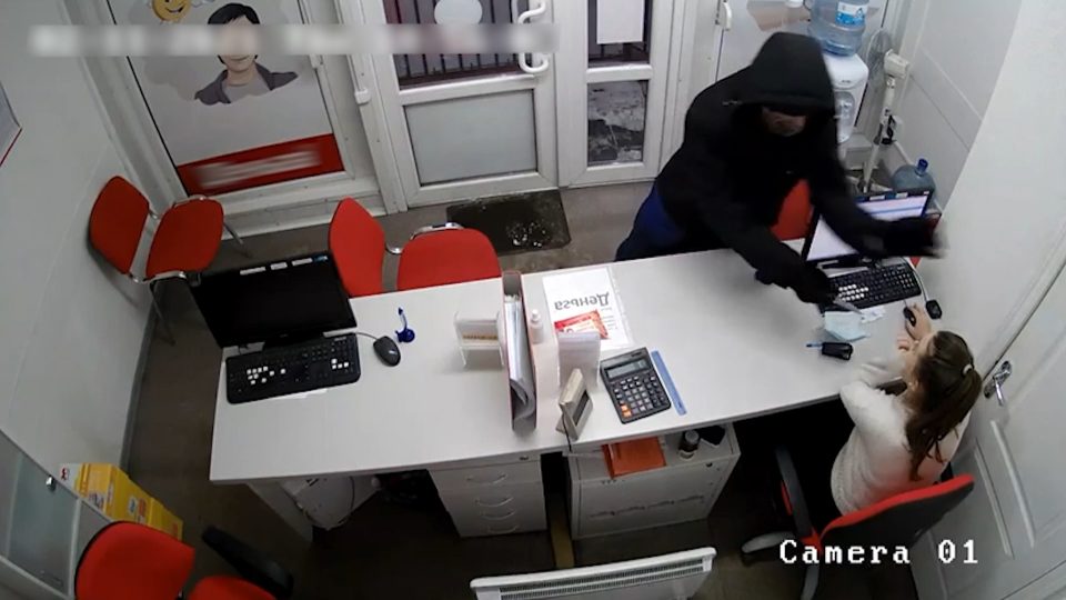 В Калининграде задержали мужчину, совершившего разбойное нападение на офис кредитной организации
