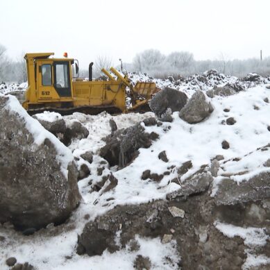 Более 11 тысяч кубометров снега вывезли с улиц Калининграда за эту зиму