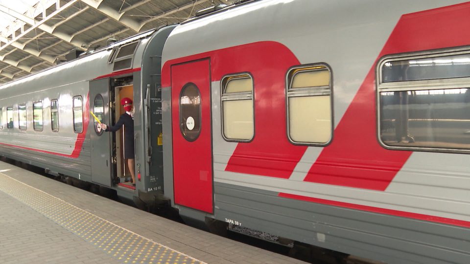 Пассажиры калининградских поездов дальнего следования стали в три раза чаще приобретать билеты через интернет