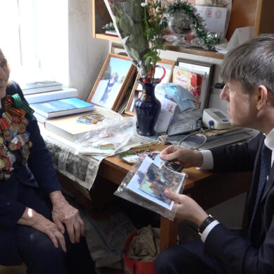 Глава Калининграда поздравил с Днём Победы ветерана Великой Отечественной