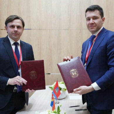 На Международном экономическом форуме соглашение подписали губернаторы Калининградской и Орловской областей
