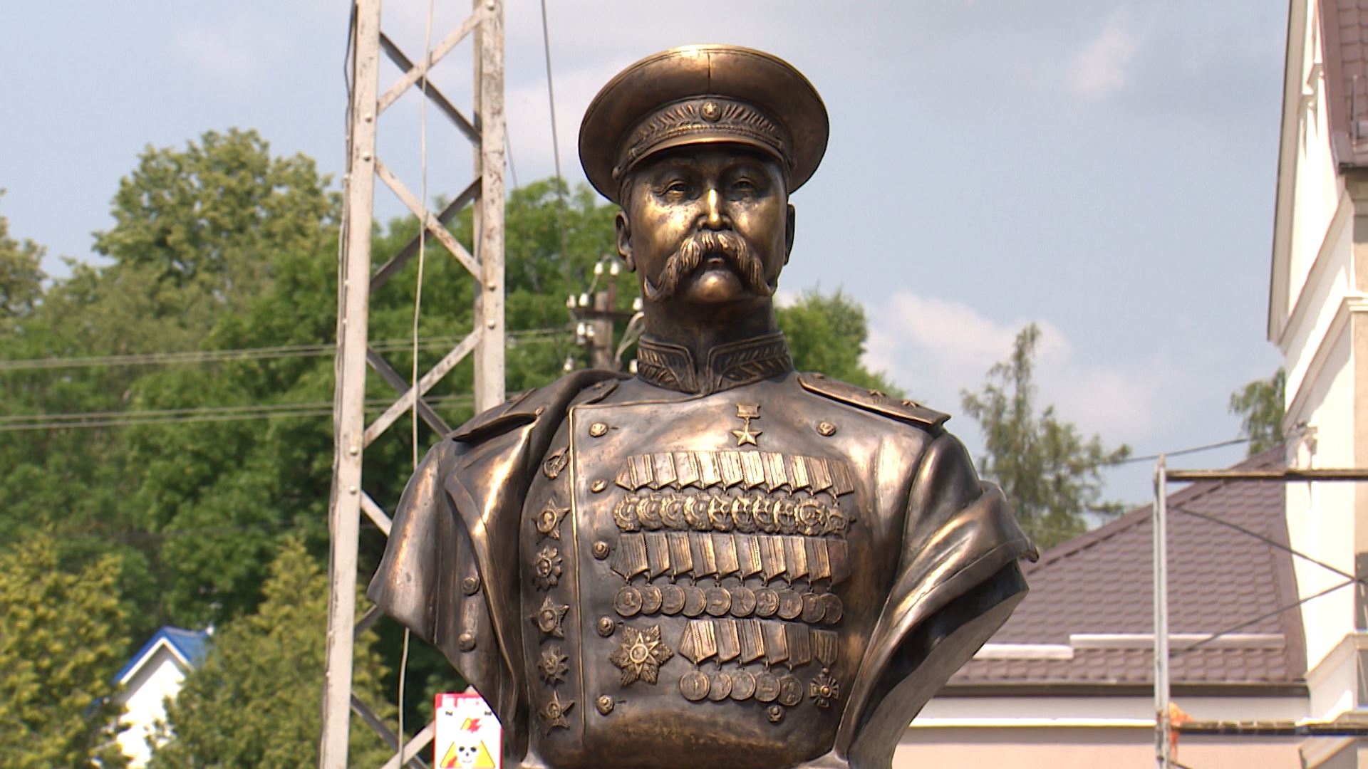 Басан бадьминович городовиков фото