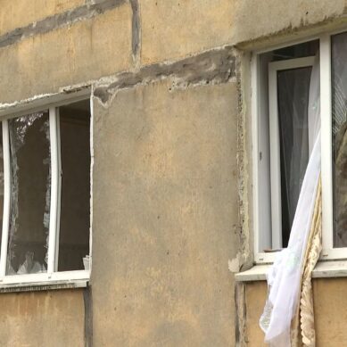 Власти восстановят окна, выбитые взрывом газа в жилом доме в Балтийске