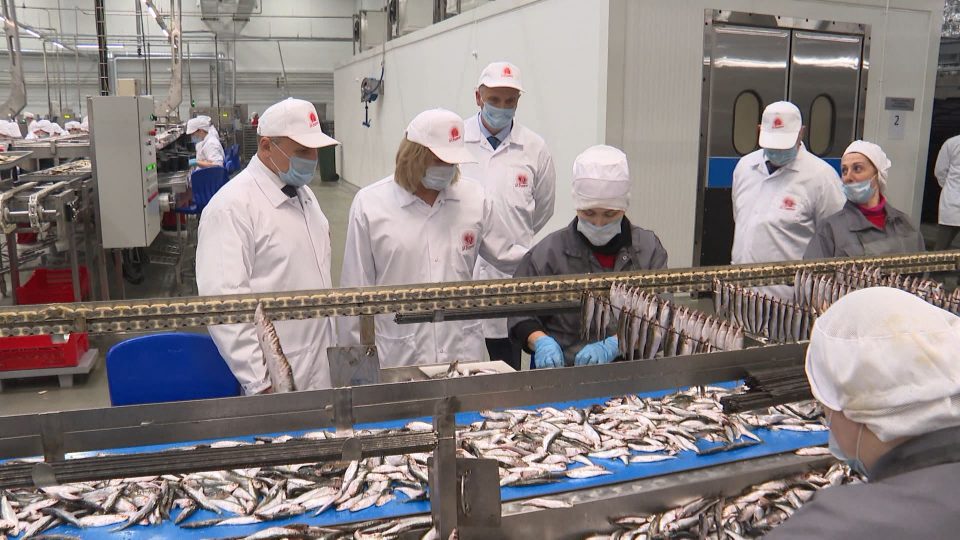 Утверждены квоты на экспорт рыбных консервов из Калининградской области